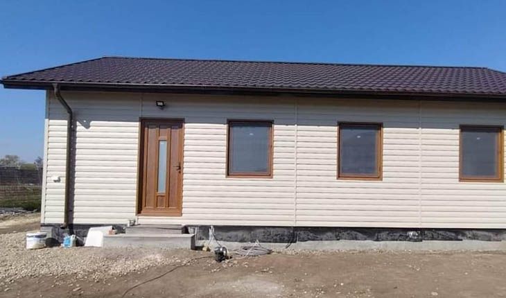 Vând conteinere de locuit