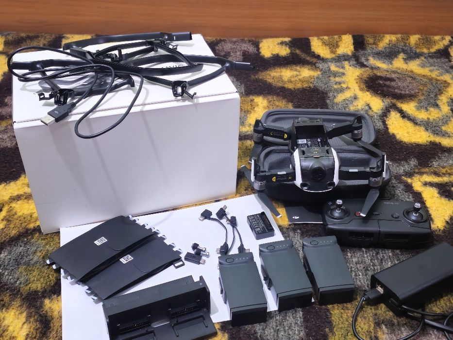 Drona dji mavic air fly more combo