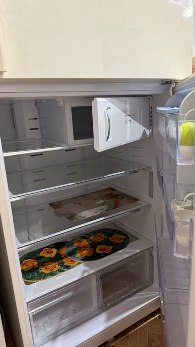 Продам  холодильник