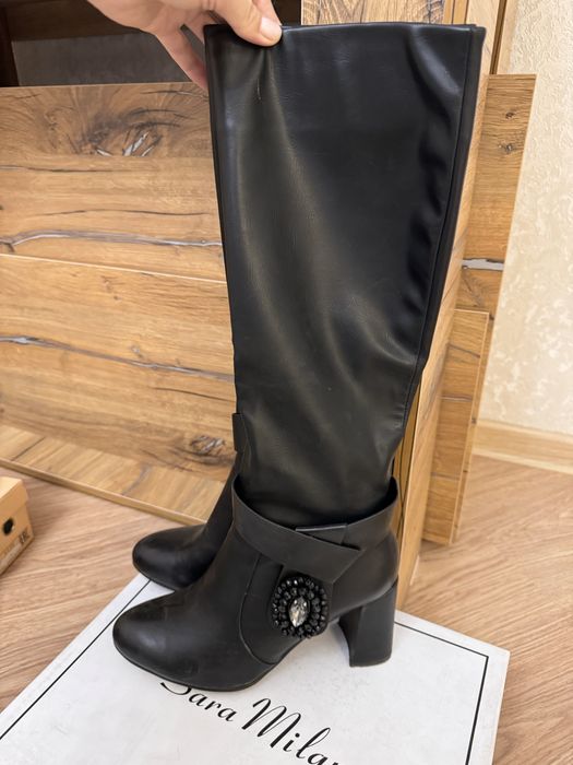 Продам новую женскую обувь ,размер 39-40