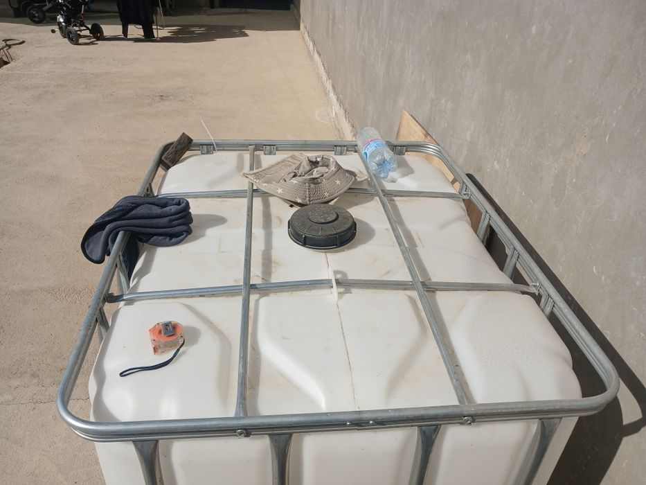 Еврокуб для хранение ёмкости.   1000 лт.