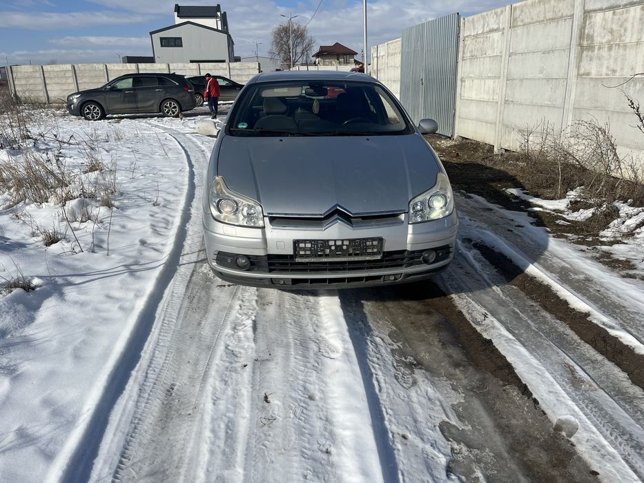 Dezmembrez Citroen C5 2.0 benzina 2004-2008