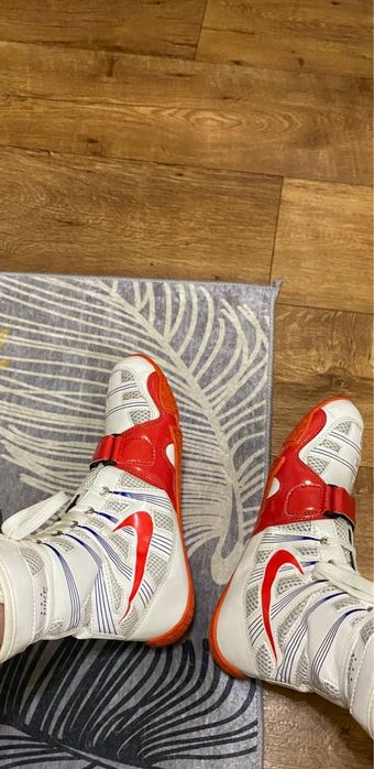 Продам боксерки найк