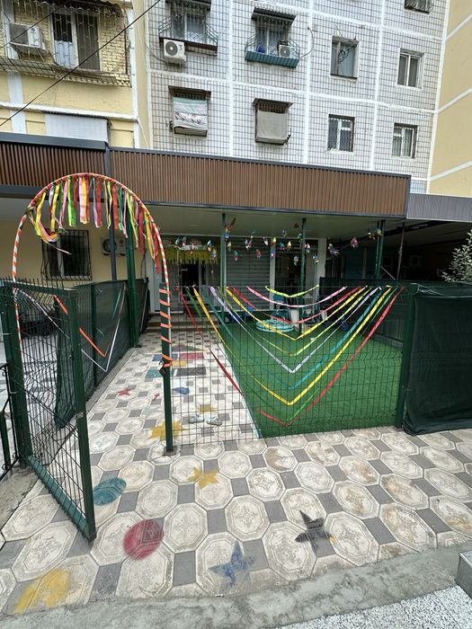 Продаётся нежилая квартира, 3-комнатная переделанная в 4-комнатную