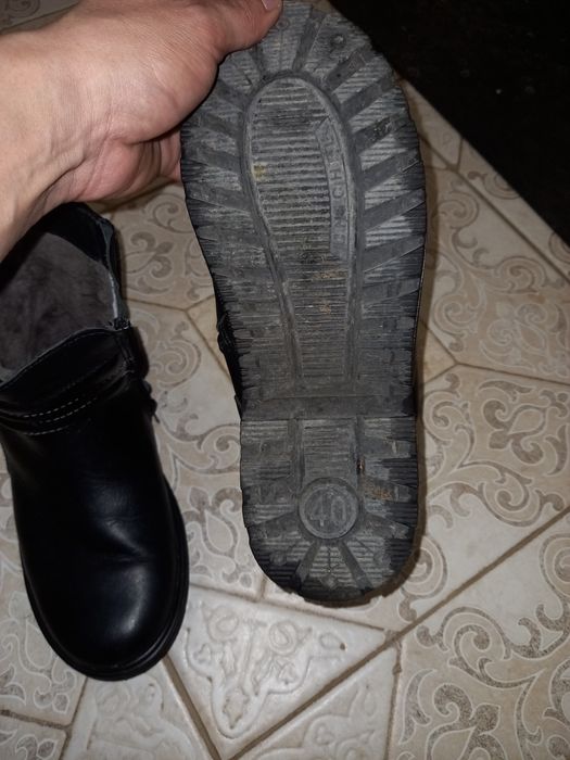 Продам  зимние сапоги