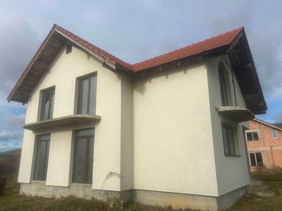 vand casa strada Viilor Alesd