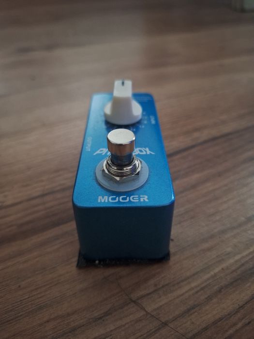 MOORE Pitch Box китарен ефект