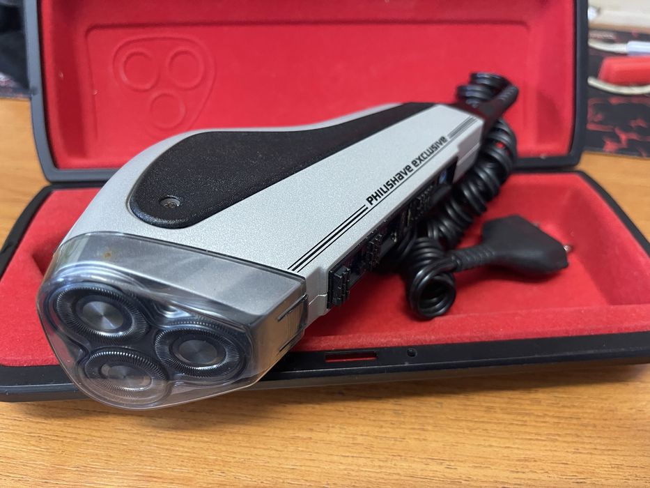 Aparat de ras Philisshave exclusive