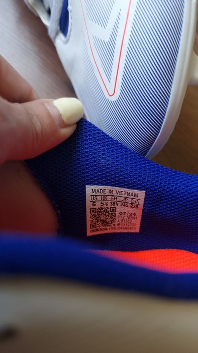 Оригинални бутонки Nike и Adidas