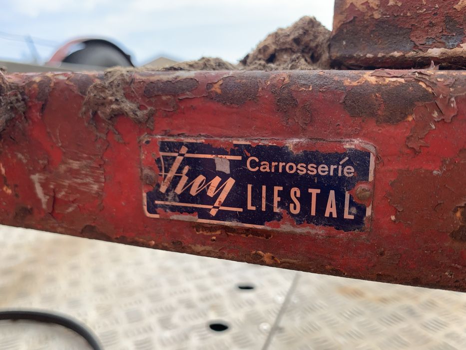 Ремарке колесница