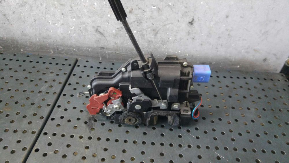 Broasca usa stanga spate skoda fabia 2 combi 545 6y0839015a