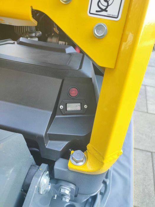 Placa vibranta Wacker Neuson DPU6260Hehp Model NOU!