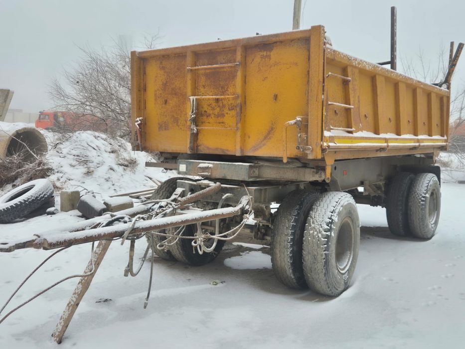 Прицеп сатылады.