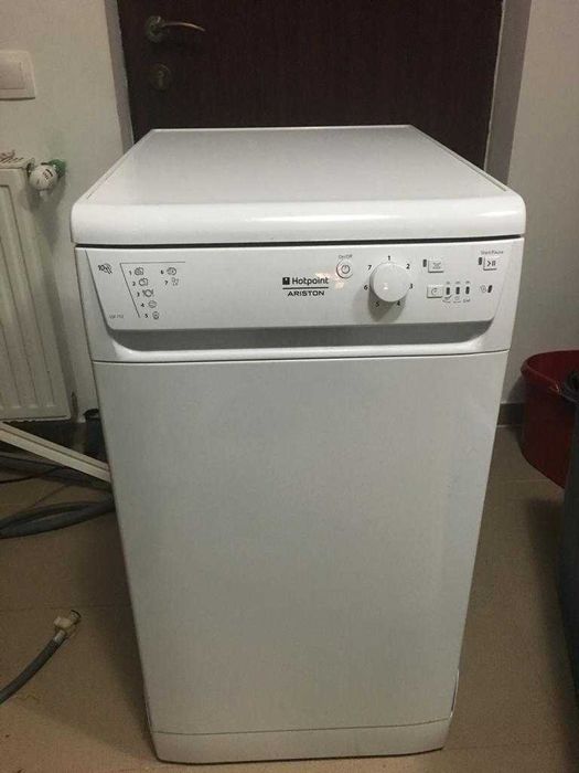 Masina de spalat vase Hotpoint- Ariston 10 seturi