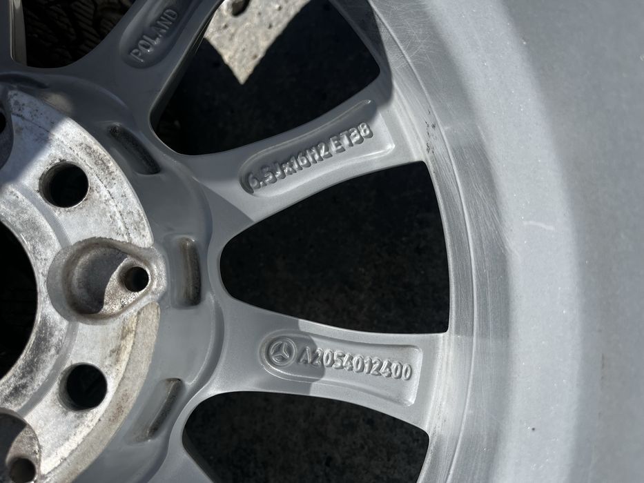 Оригинални джанти за Mercedes 16" с нови зимни гуми