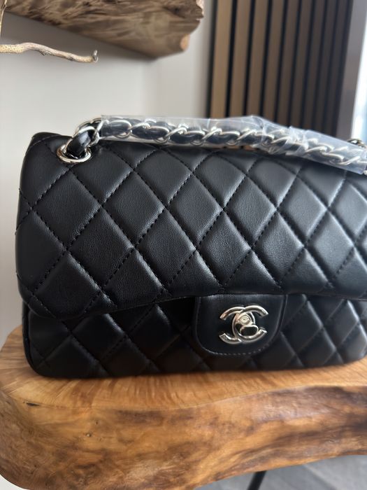 Чанта Chanel - среден размер