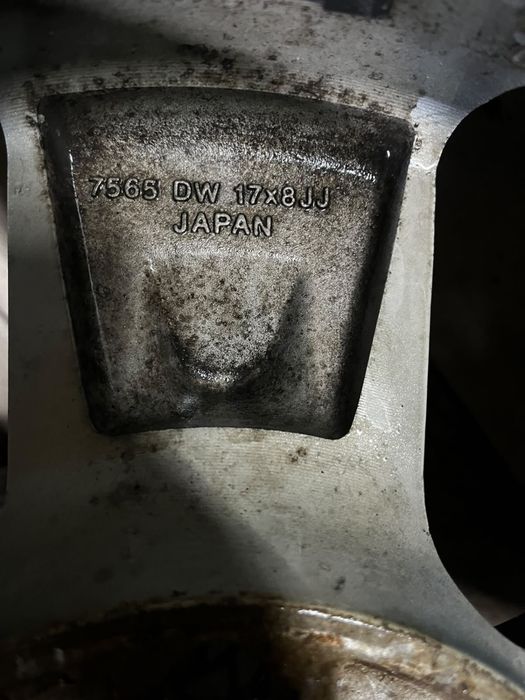 Продам оригинпльные диски