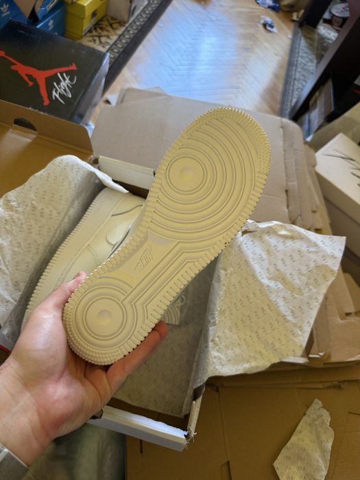 Air Force 1 Mid White marimea 37 si 41