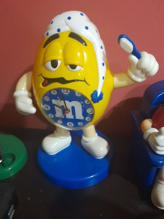 За колекционери се предлагат фигури на М&М