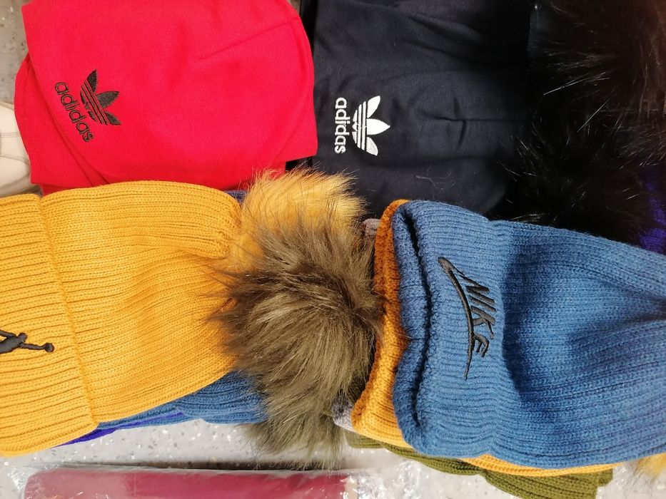 Căciulă nike / adidas / hugo/jordan ~2 la 45 lei