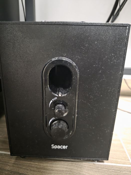 Sistem audio 2.1 Spacer - de calitate