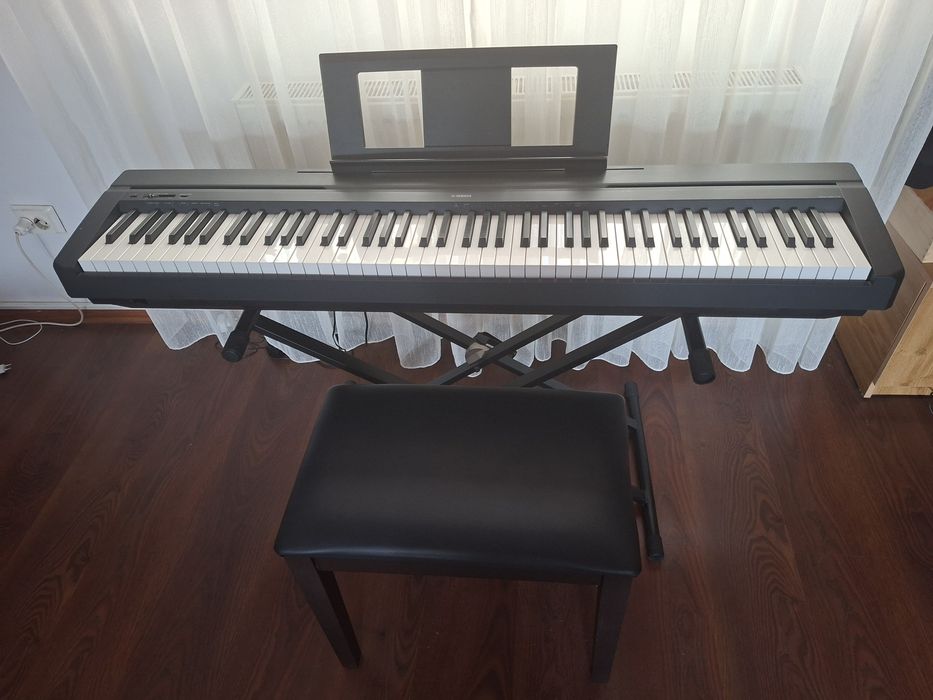 Pianina digital P-45