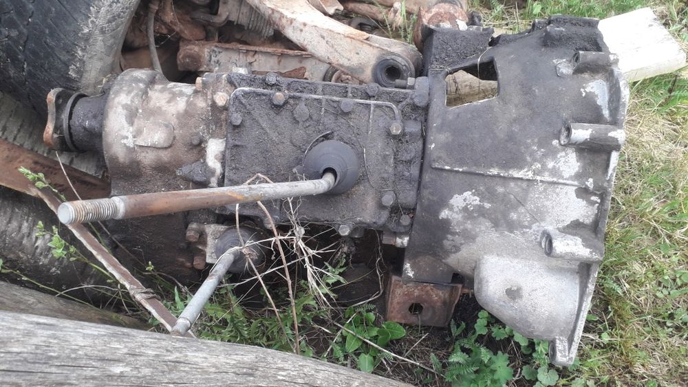 Vând cutie aro mai multe detalii la telefon