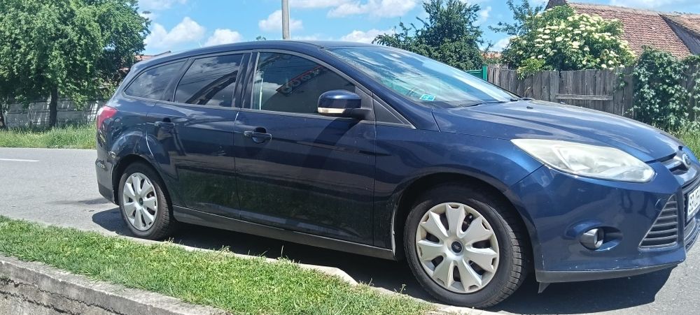 Ford focus 2012 1.6 benzina +Gpl