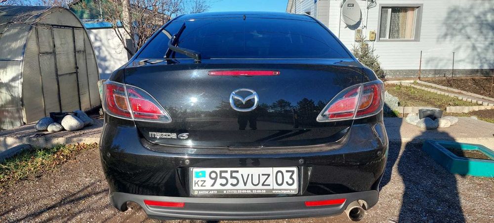 Mazda 6. Состояние хорошее, 2009 год