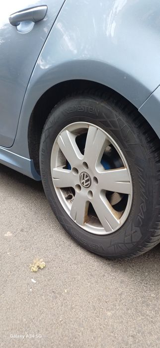 Jante aliaj  stare buna  500 lei fără cauciucui