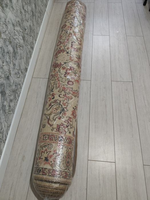 Ковры б/у в количестве 3 шт, продаю