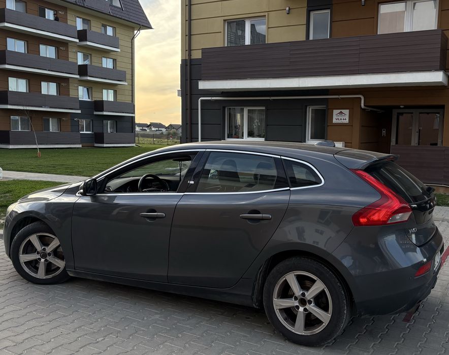 Volvo v40 2013 2.0 diesel