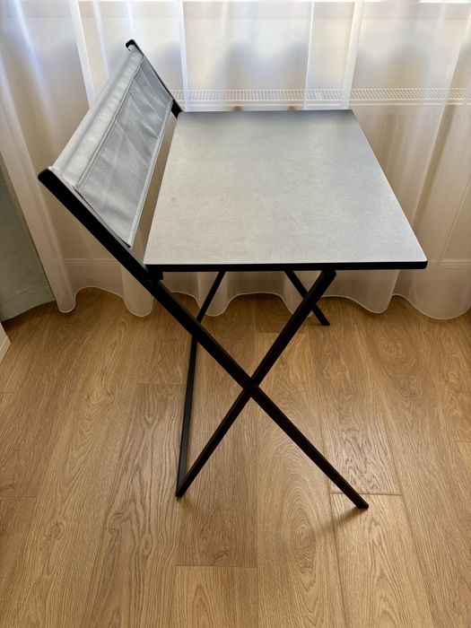 Birou pliabil LxlxH = 67 x 45 x 77 cm