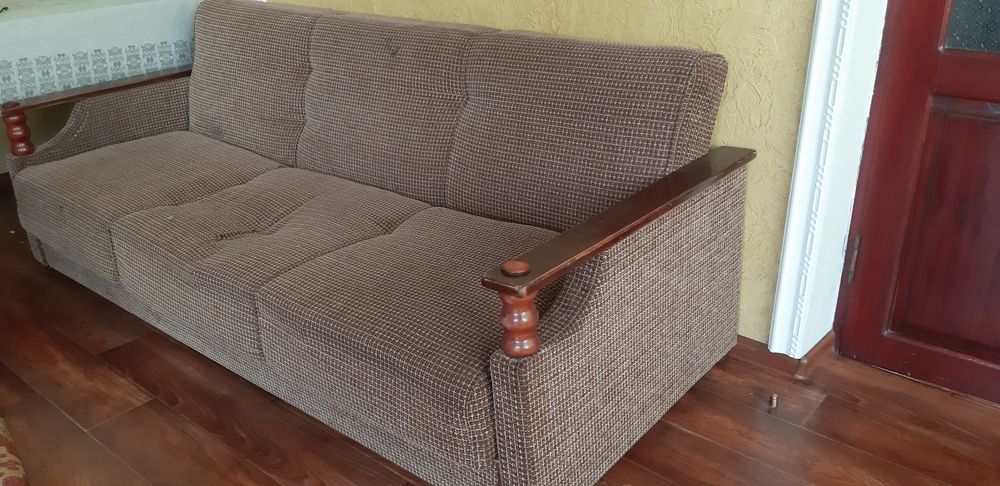 Продам диван  продам диван
