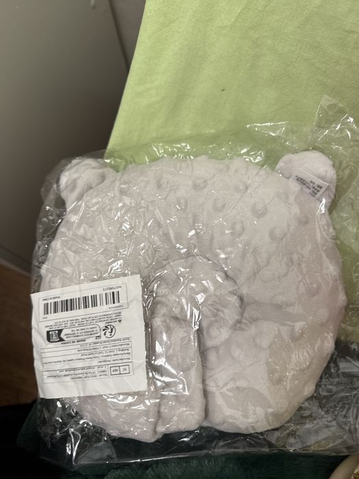 Детское полотенце, вешалка, подушка