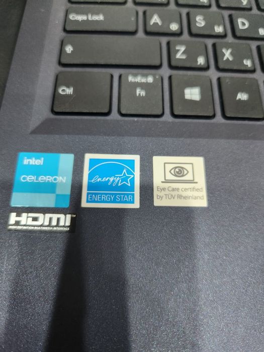 Современный ноутбук Asus сумка мышка в комплекте