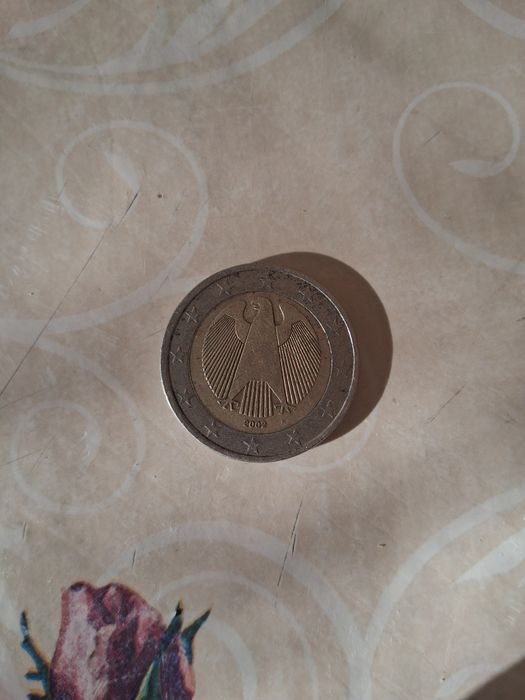 Vând monedă 2€ Vând monedă 2€ Vând monedă 2€