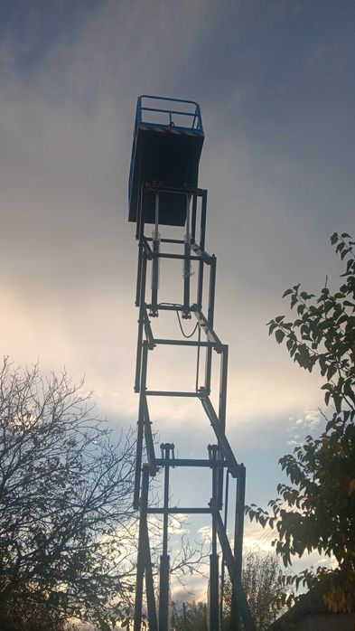 хидравлична платформа,вишка продавам, под наем