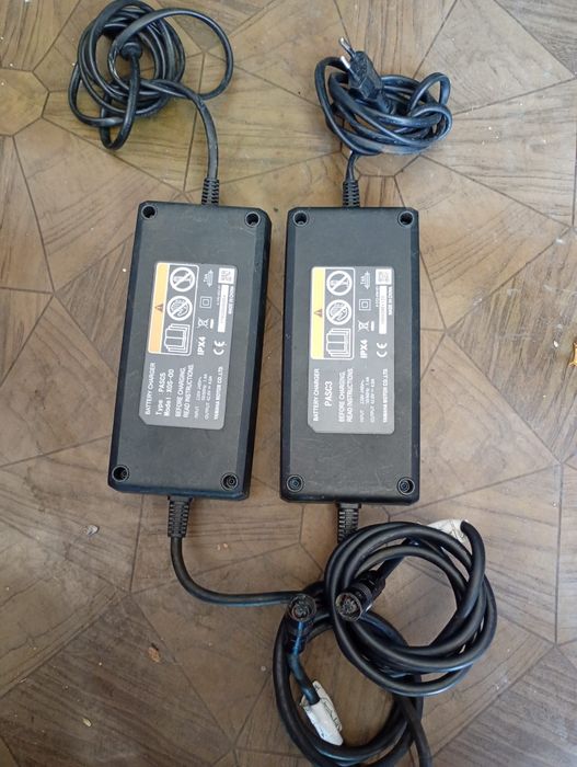 Incarcator 42v 4A  yamaha, bosch, shimano