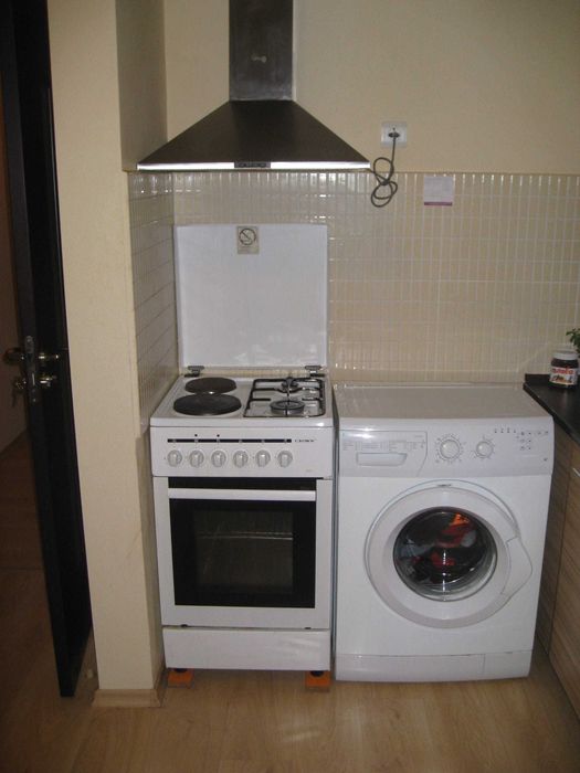 Дава се под наем Двустаен апартамент в Стара Загора, Три чучура - център - 60 кв.м за 239.7 € - Снимка #2