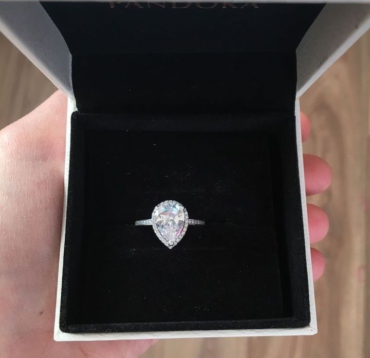 Inel Pandora tip lacrima