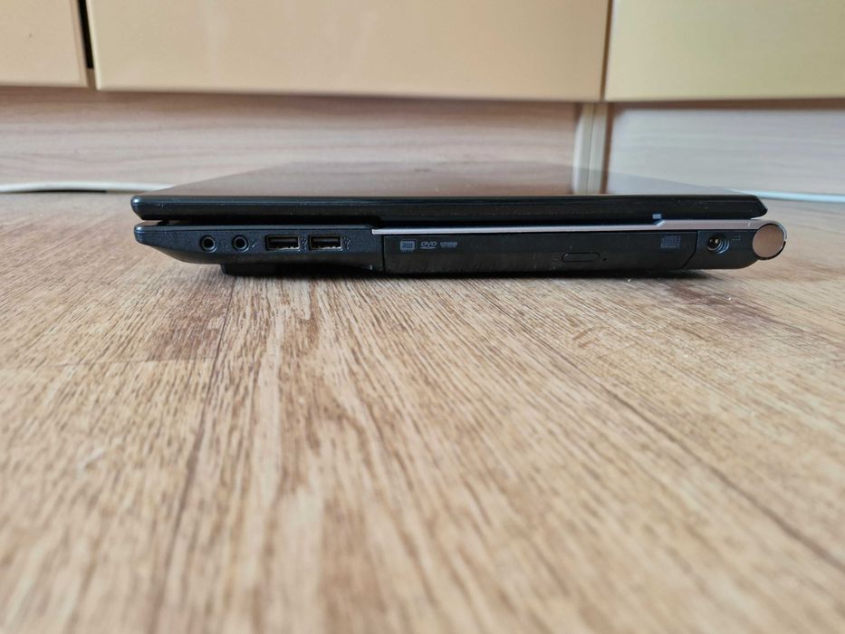 Большой Acer 17d core i5