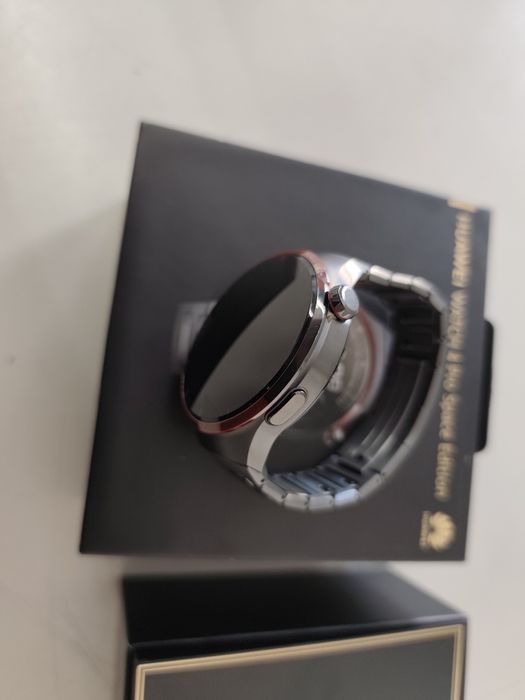 Huawei watch 4pro space edition