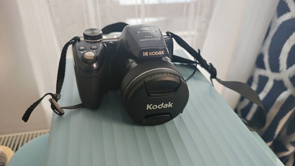 Aparat foto Kodak PixPro AZ528