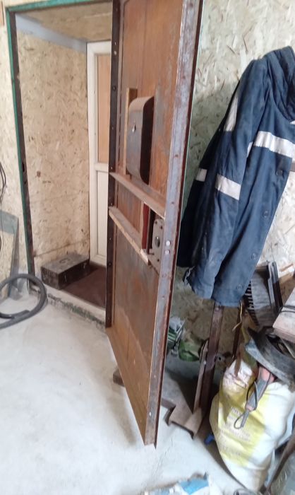 Продаётся гараж рядом с Казахмысом