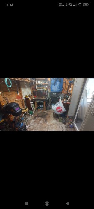 Продавам магазин