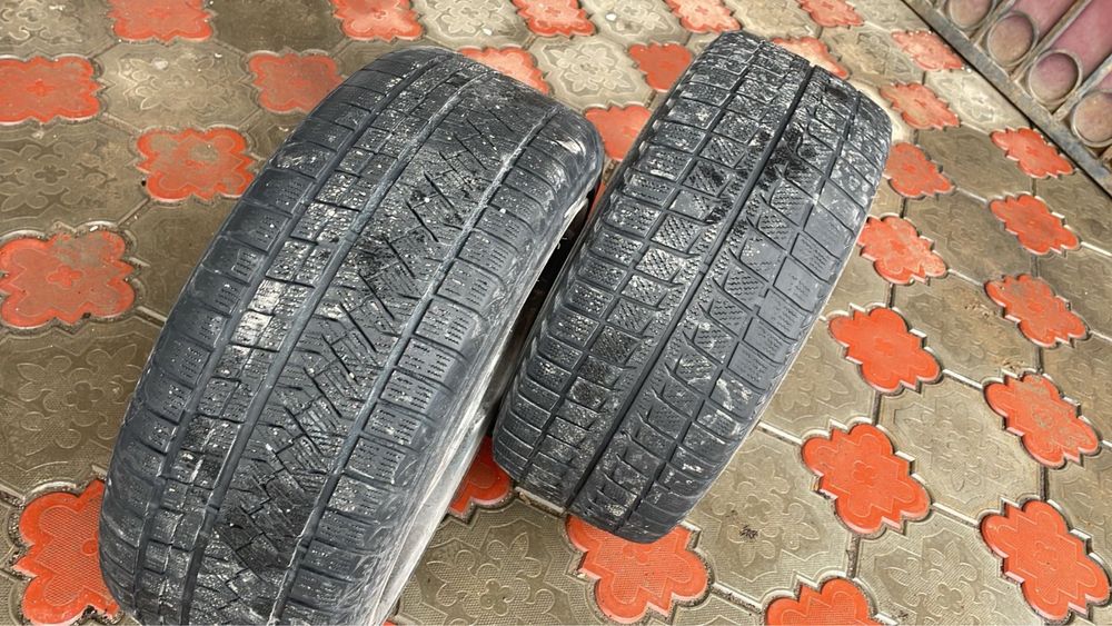 Продам шины 235/40/18 4шт