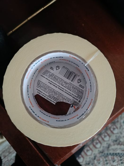 Малярный лента "dester" осталась после ремонта более 30шт отдам полцен