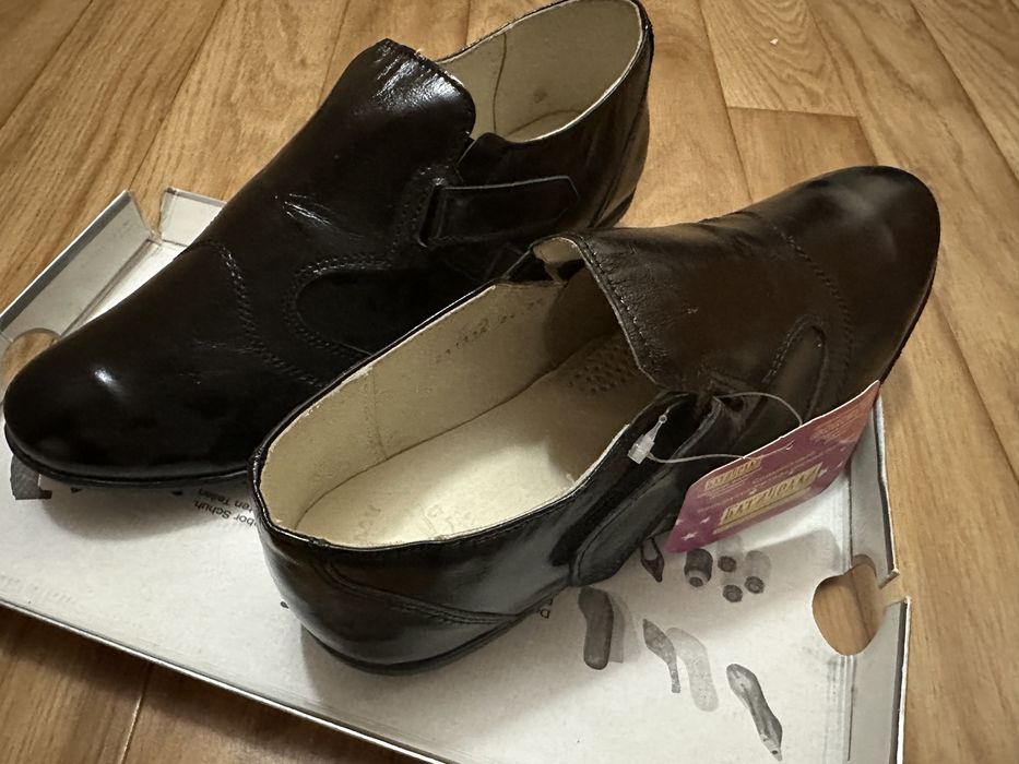Новые туфли 39 кожа
