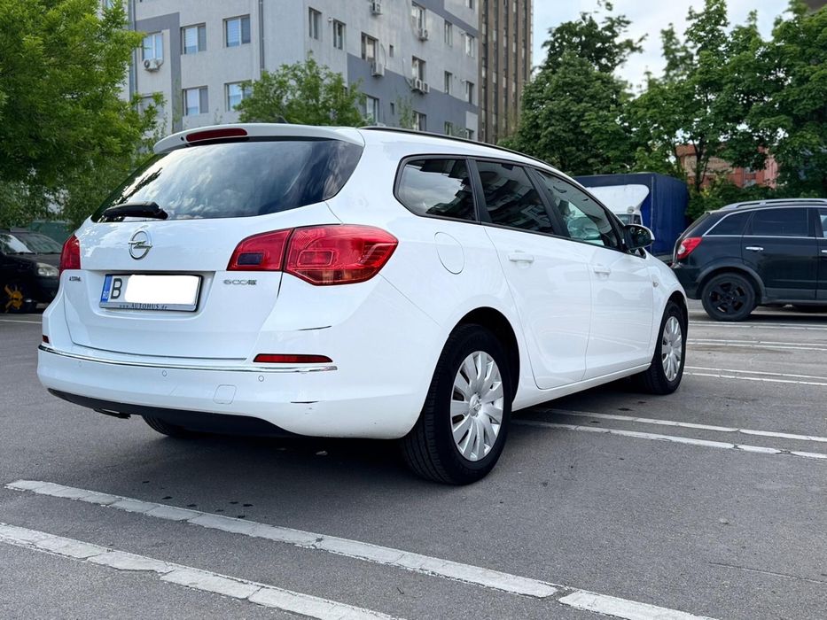 OPEL Astra 2015 — imagine 4